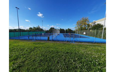 Terrains extérieurs